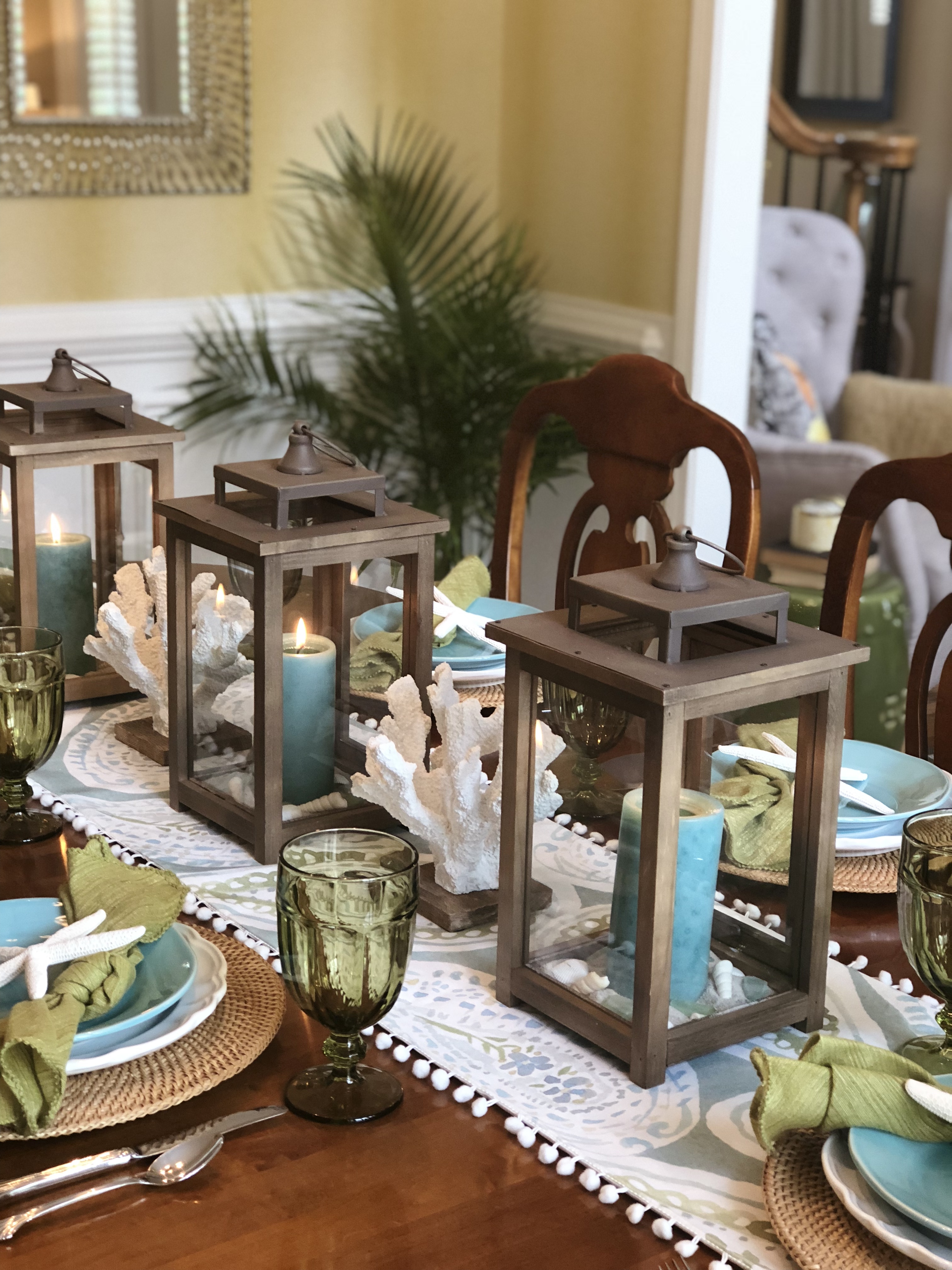 Summer Coastal Tablescape