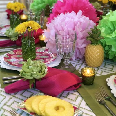 Luau Tablescape – Perfect for a Summer Day!