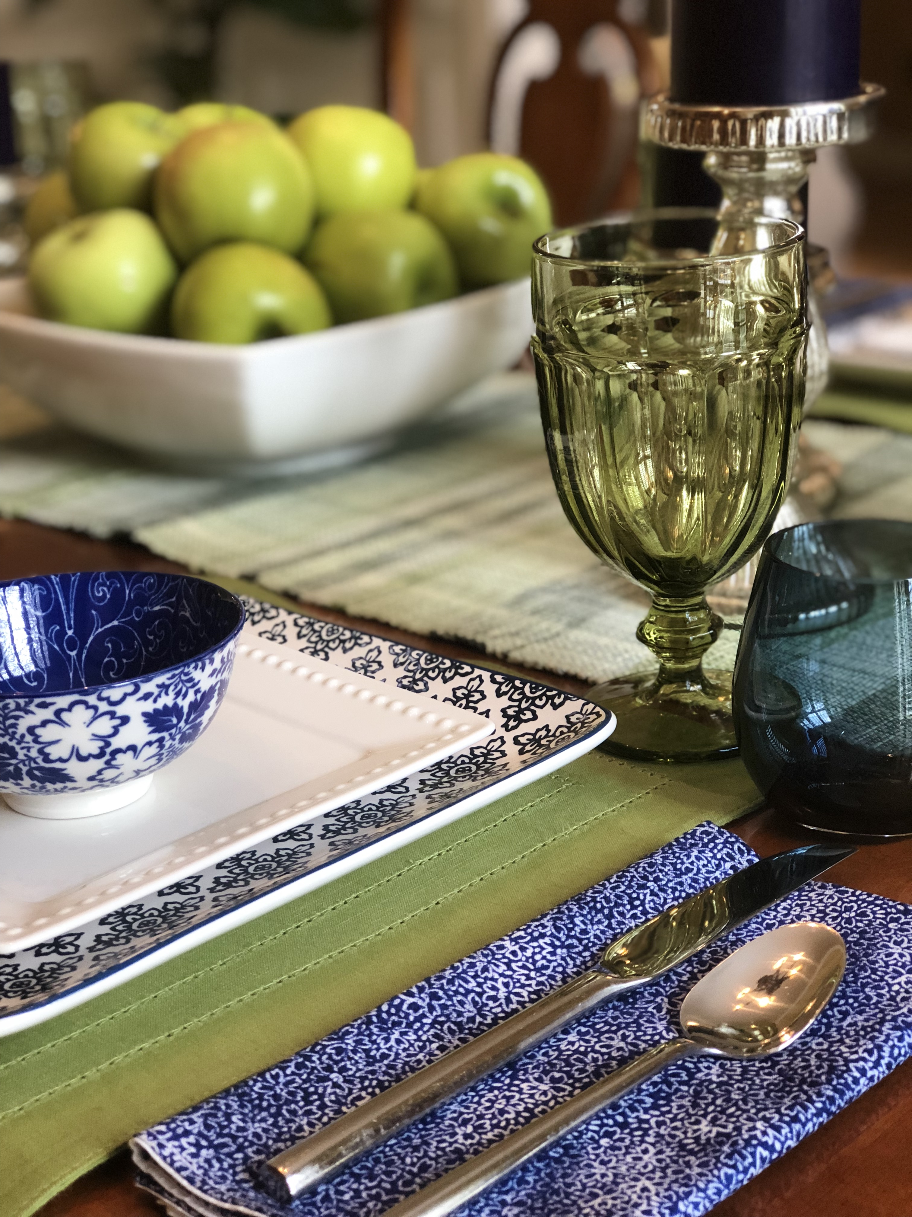 Citrus Green and Indigo Blue Tablescape